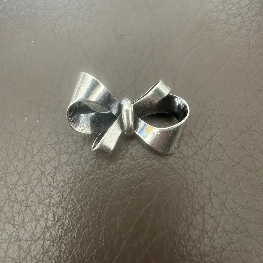 Vintage Romantic Sterling  Brooch Add shirt/jacket